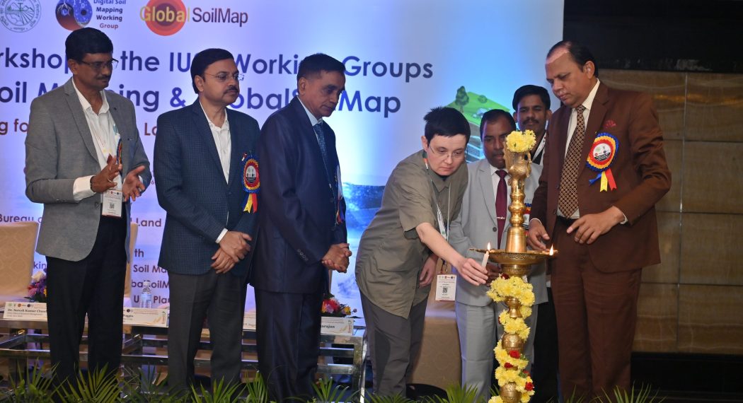 Inauguration of III IUSS Joint Workshop on Digital Soil Mapping by
Laura Poggio, Chair of IUSS Working Group on DSM and Chief Guest Dr. S. K. Chaudhari,
DDG (NRM) and other dignitaries