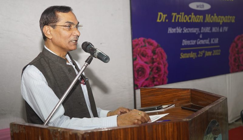Dr. Trilochan Mohapatra, Secretary (DARE) & Director General (ICAR),New Delhi Speaking during the interaction with Scientists of ICAR-NBSS&LUP, ICAR-CICR, ICAR-CCRI and ICAR- GTC (CIRCOT), Nagpur on 25th June, 2022