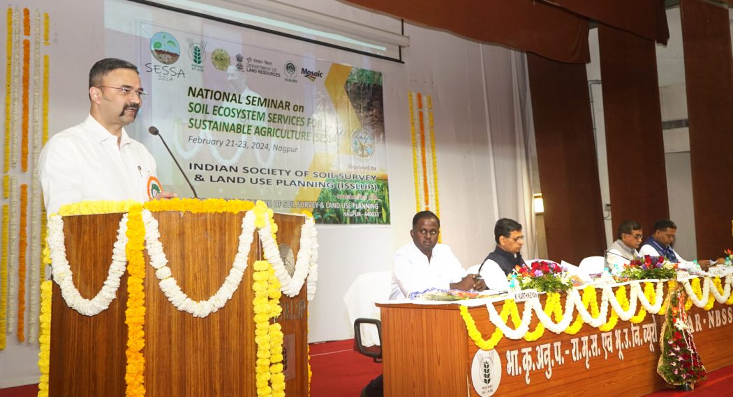 Mr. H.C.Girish  IFoS, Commissioner Watershed Development Department, Karnataka speaking on the occasion of National Seminar on "Soil Ecosystem Services For Sustainable Agriculture (SESSA 2024) ",at ICAR-NBSS&LUP, Nagpur.